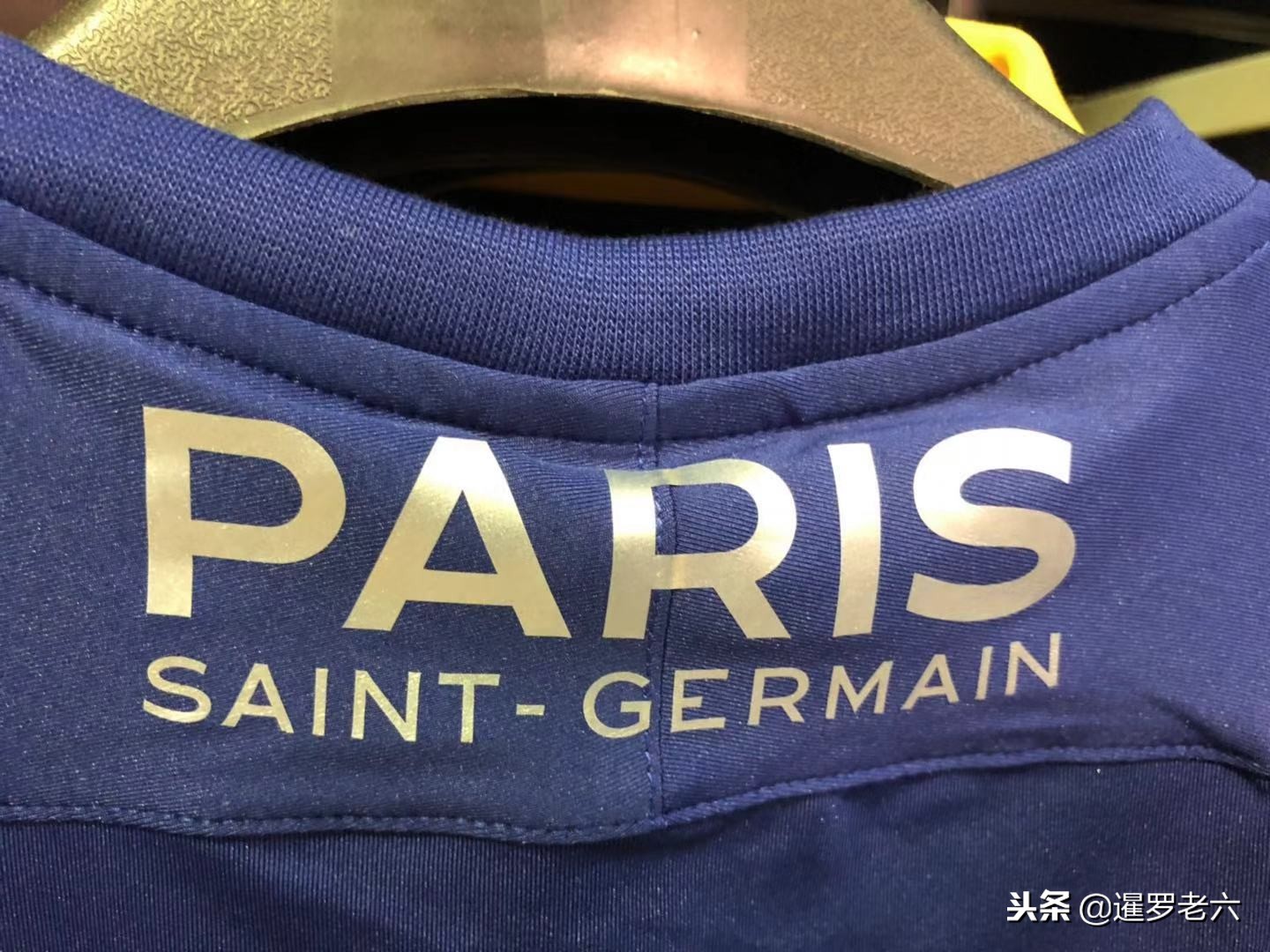 蒋欣再次穿